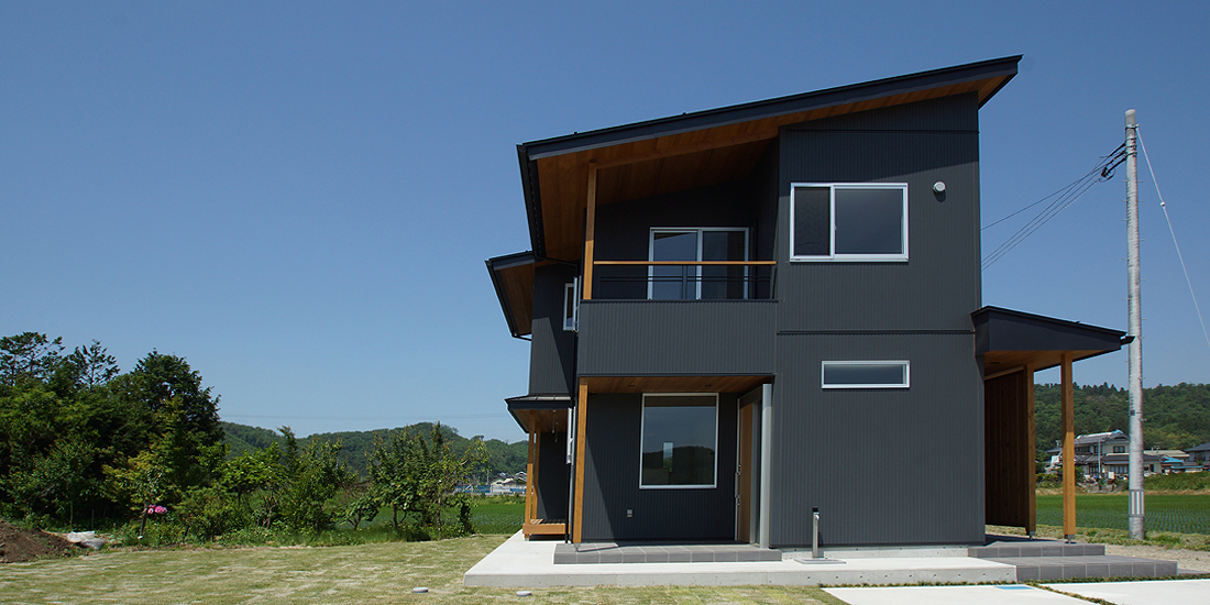開放感あふれる片流れ屋根の家