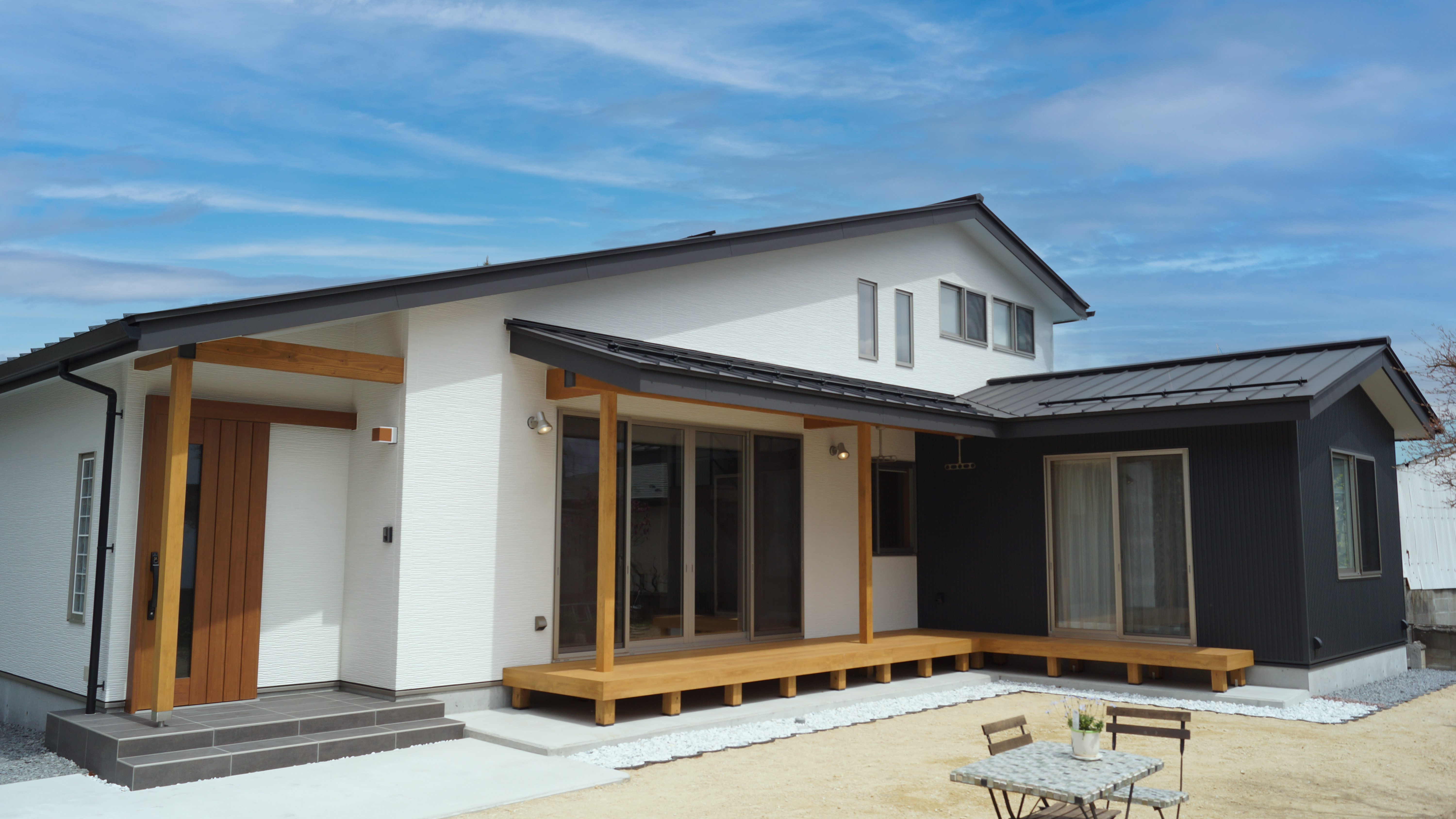 家族が集う大屋根の家