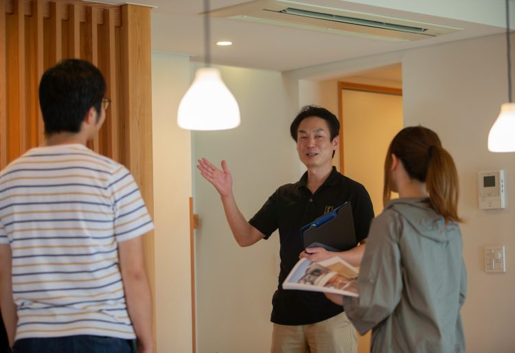 「造作家具のメリットと注意点」の画像