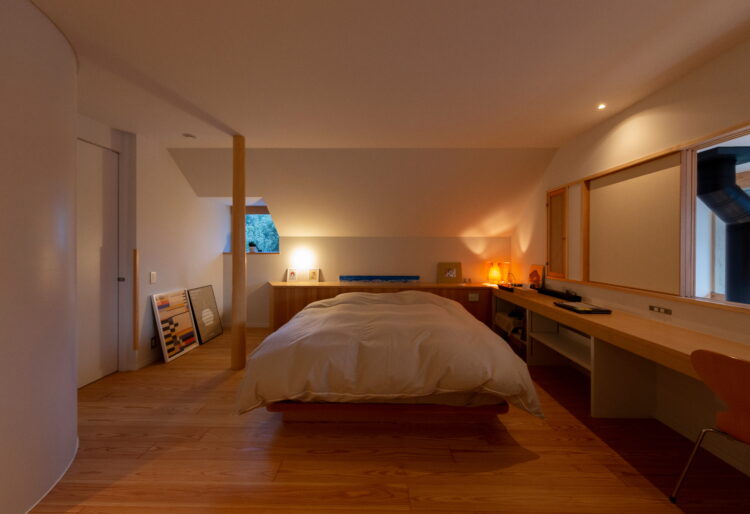 美しい造作家具でしつらえた心地よい住まいの画像